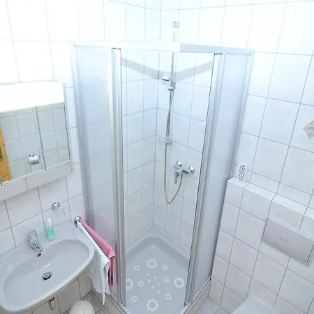 Spacious With Sauna In Schonsee Appartamento