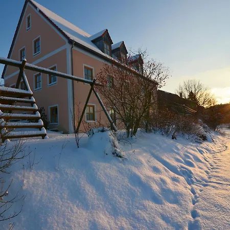 Spacious With Sauna In Schonsee شقة Dietersdorf